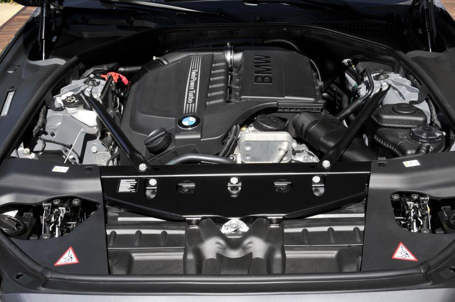  BMW 6-Series Convertible 2011 года  (фото 18 из 320)
